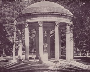 Paris: Kärlekens tempel, Versailles (s/v foto) av French Photographer