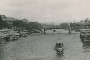 Perspektiv på Seine, Pont des Saints-Peres, Seine och Saints-Peres-bron (fotogravyr) av French Photographer