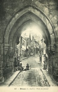 Rue du Jezual, Dinan (s/v foto) av French Photographer