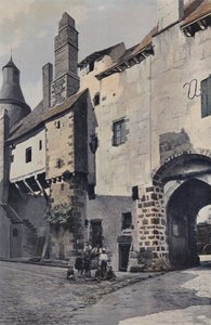Saint-Benoit-du-Sault, stadsporten och klockstapeln av French Photographer