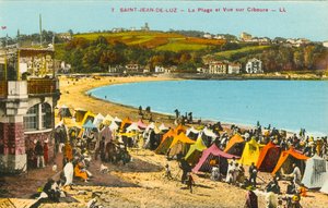 Saint-Jean-de-Luz, Stranden och utsikt över Ciboure (färgfoto) av French Photographer