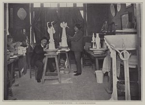 Skulpturverkstad vid Sevres porslinsfabrik, Frankrike (s/v foto) av French Photographer