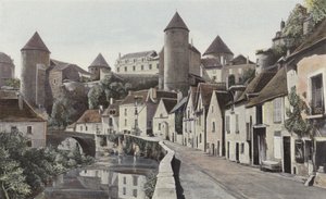 Semur, Vy tagen på stranden av Armancon av French Photographer