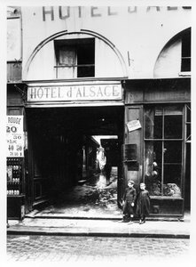 Hotel dAlsace av French Photographer