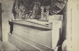 Pantheon, Paris, Victor Hugos grav (s/v foto) av French Photographer