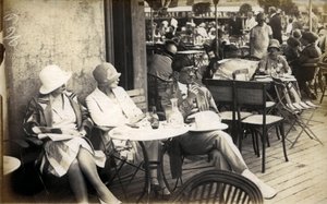 Konstnärernas Paris vid den vackra tiden: målaren Tsuguharu-Leonard Foujita av French Photographer