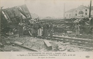 Tågorock vid Melun i Frankrike, 4 november 1913. Utsikt över spillrorna. Vykort skickat 1913. av French Photographer
