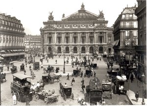 Utsikt över Paris operahus, 1890-99 av French Photographer