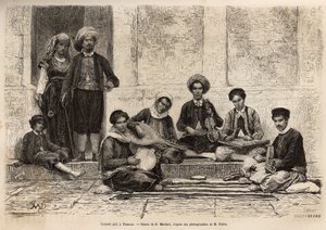 En judisk orkester, i Tlemcen, alltid sammansatt av 5 instrument: rbab monteras på 2 strängar; kouistra, ett slags luta; kamendja, eller fiol; centihr, ett slags platt trapetsfodral och derboucha, en sorts tamburin i jord; alla mu av French School