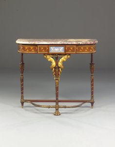 En Napoleon III-konsol, på Jakobs sätt, av Maison Millet, Paris, ca 1865 (ormolu-monterade jaspisvaror, mahogny och intarsia) (se även 362842-362843) av French School