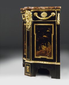 En sen Ludvig XV kommod, ca 1763-70 av French School