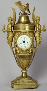 Klockvas med örn, ca 1800 (förgylld brons) av French School