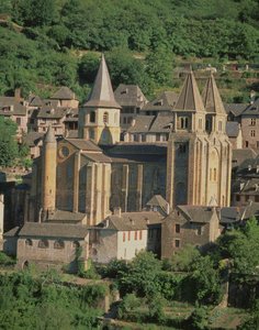 Exteriörvy, påbörjad av abbot Odolric i c.1050 av French School