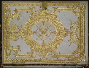 Interiör av ett kapell, Orgeln (dörrbuffé) i stil med Ludvig XIV (guld, stuckatur och trärelief)
