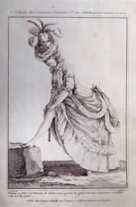 Louis XVI mode: ett fotporträtt av en ung kvinna i en polsk klänning i randig taft. Gravyr från 1778. Paris, dekorativ konst av French School