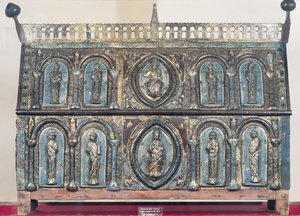 Relikvieskrin från St. Viance, Limousin School, c.1230-50 (förgylld koppar & champleve-emalj) av French School