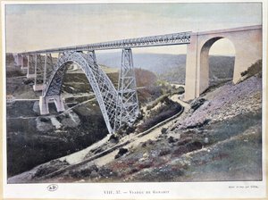 Garabit Viaduct, byggd 1882-84, tryckt av Gillot (färgat foto) av French School