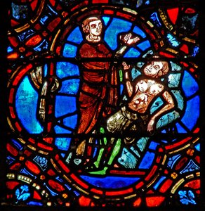 Fönster w12 som visar en scen i det barmhärtige samaritfönstret: en annan resenär ser den skadade pilgrimen av French School