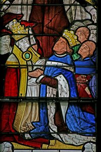 Fönster w4 föreställande påven Paulus II och kung Ludvig XI av French School