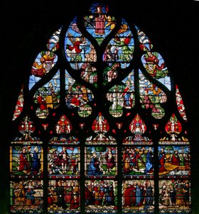 Fönster w6 som visar scener ur Maria Magdalenas liv av French School