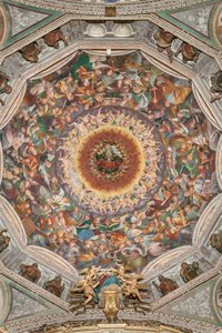 Antagandet av den välsignade jungfrun, känd som "Änglarnas kör som spelar musik", Dome of the transept, från 1534 (fresk) av Gaudenzio Ferrari
