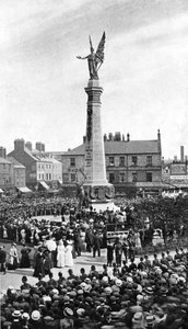 Avtäckning av Northumberland War Memorial, 1908-1909. av George Frank
