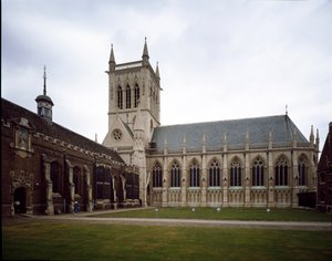Gotisk konst: utsikt över Saint John College grundat 1511 av grevinnan av Richmond. Kapellet byggdes 1864 på ett projekt av Sir George Gilbert Scoot. University of Cambridge, England