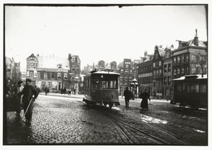Utsikt över Leidseplein i Amsterdam av George Hendrik Breitner