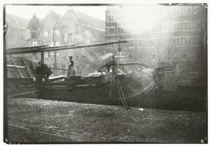 Regeringslager på Brouwersgracht i Amsterdam av George Hendrik Breitner