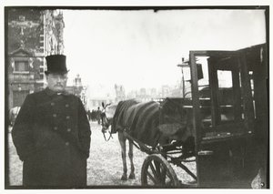 Hästar med vagn på Leidseplein i Amsterdam av George Hendrik Breitner