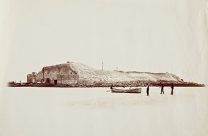 Fort Sumter, utsida, 3 1/2 miles från Charleston av George N. Barnard