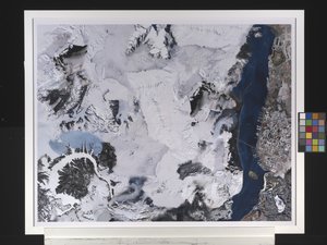 San Sri Copenkikiqaqaafallindasiscobuslanderzefoxporeberinlankmeccalibertyartic Strait Glacier (kompositfotografi) av George Thompson Hobbs