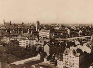Munchen / München: Nya tyska museet i Münchens stadsbild (svartvitt foto)