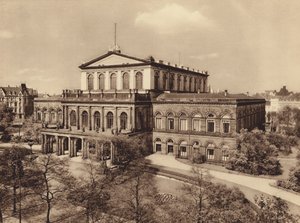 Statsoperan, Hannover (svartvitt foto) av German Photographer