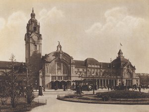 Wiesbaden, centralstation (svartvitt foto) av German Photographer