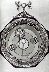 En Volvelle, som möjligen visar månens cykler, efter en illustration från Astronomicon Caesareum av Petrus Apianus, 1540 av German School