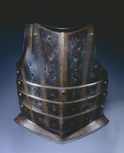 Bröstplåt från hussarens kurass, ca 1580 (etsat & förgyllt stål) av German School
