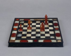 Schackbräde (ebenholts, pärlemor, bärnsten och trä)