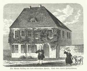 Den tyske filosofen och dramatikern Gotthold Ephraim Lessing utanför sin fars hus i Kamenz som pojke (gravyr) av German School