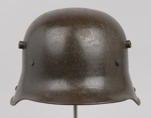 Tysk stålhjälm eller 