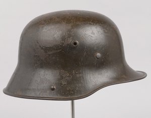 Tysk stålhjälm eller 
