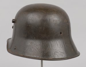 Tysk stålhjälm eller 