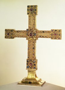 Imperial Cross of the Holy Roman Empire gjord av ek täckt med plattor av guld och dekorerad med pärlor och ädelstenar, västtyska, 1024-25 (ek, guld, ädelstenar och pärlor)