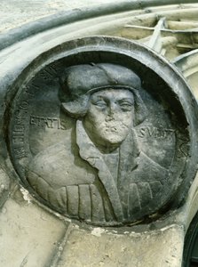 Martin Luther 57 år med Luthers Rose, C16th (relief) av German School