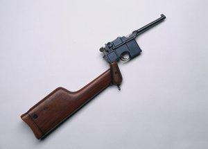 Mauser självladdande 7,63 mm pistol M1896,1898 ca. av German School