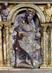 Otto II (955-83), helig romersk kejsare, detalj från kejsar Karl den stores helgedom (742-814), 1215 (guld & champleve-emalj) av German School