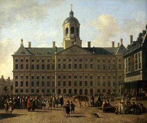 Tyska: Dam Square i Amsterdam med stadshuset och vågskålarna Amsterdams stadshus på Dam Square