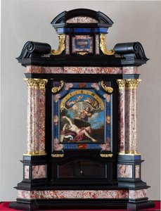 Klocka med representation av den helige Hieronymus som hör vid den sista domens trumpet Målning av Giacinto Brandi (1621-1691) Struktur och mekanism realiserad av Giuseppe Campani - 1600-talet Dim 128x100x44 cm Genes musei di strada nuova