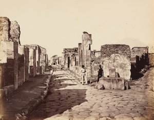 Strada di Sallustio, Pompei (Gatan Sallustio, Pompeji),ca. 1870 (foto) av Giorgio Sommer