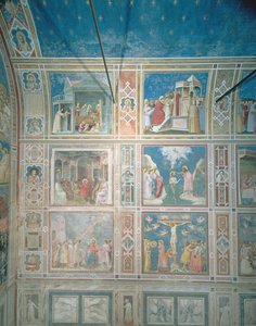 Vy över freskerna på vänster vägg, ca 1303-05 (efter restaurering) av Giotto di Bondone
